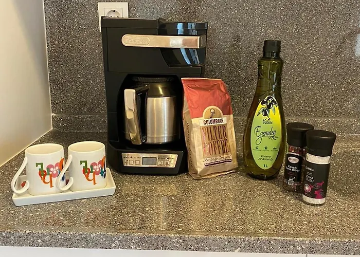 Merkezde Denize 50 Adim A Appartamento *