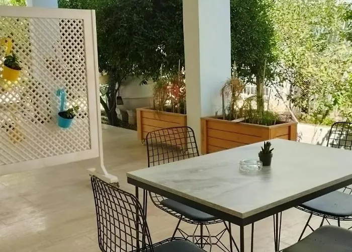 Appartamento Merkezde Denize 50 Adim A *