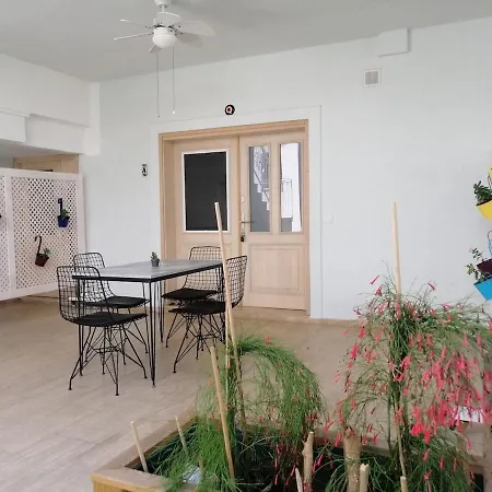 Merkezde Denize 50 Adim A Apartament *